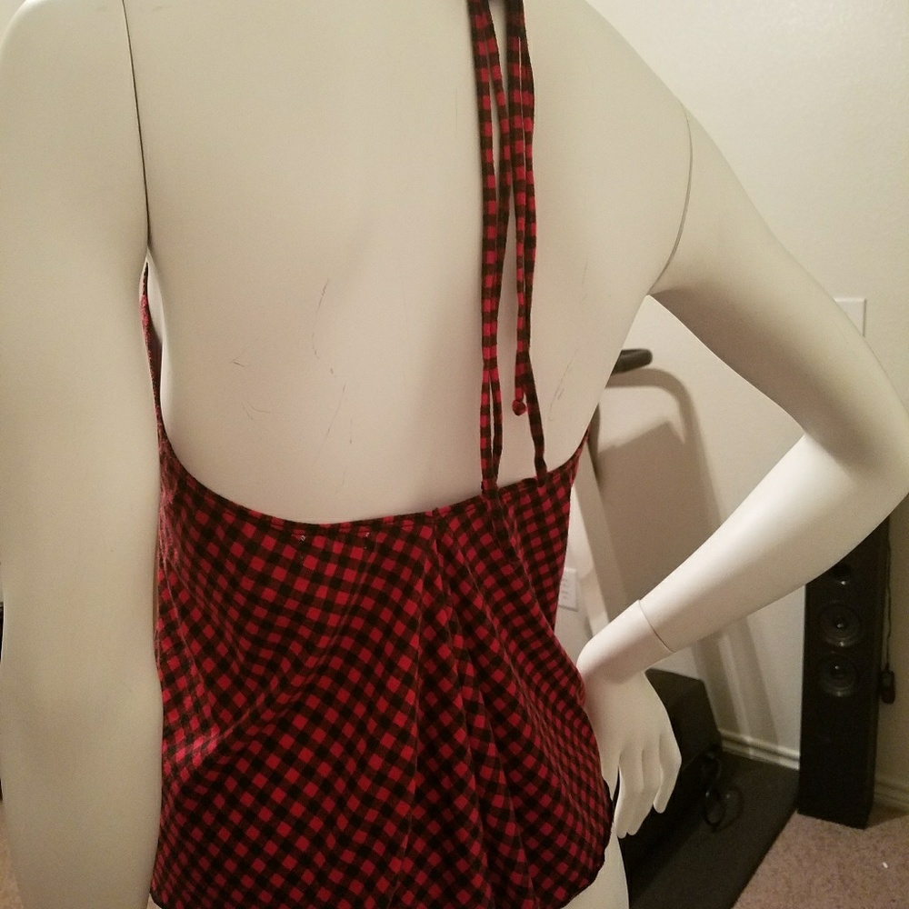 Top - Picture 2 of 3